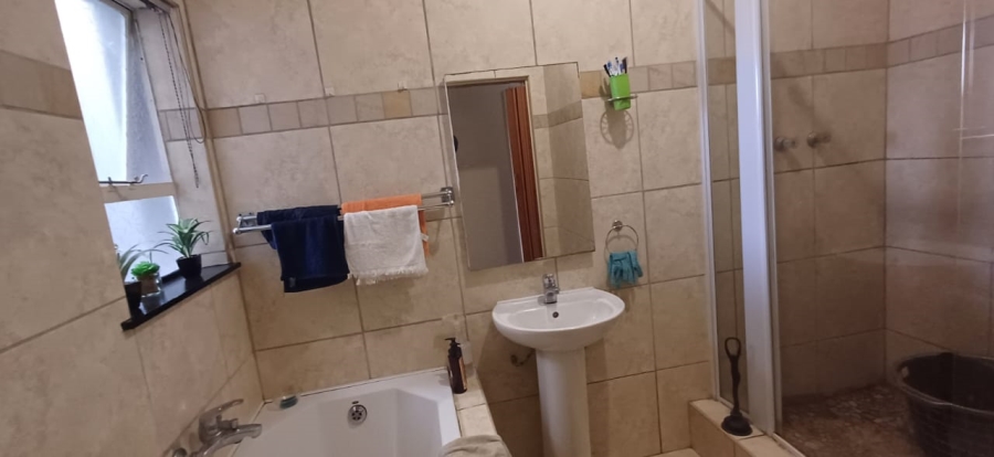 2 Bedroom Property for Sale in Southernwood Eastern Cape